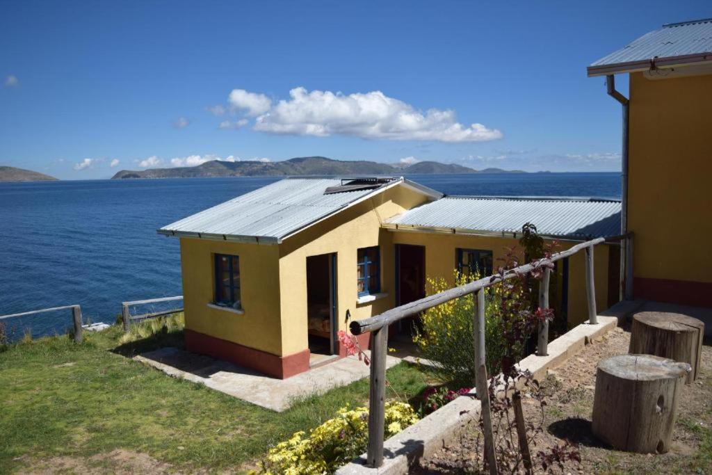 فندق Hostal Luna Del Titikaka En Isla De La Luna Bolivia المظهر الخارجي الصورة